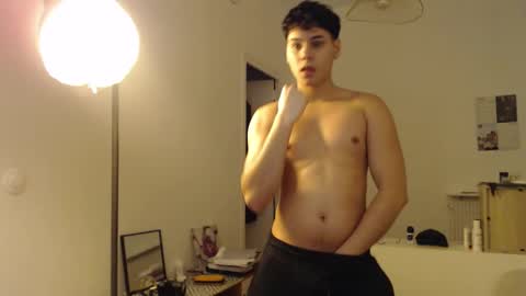 Tomas online show from February 2026 05:22:02 PM