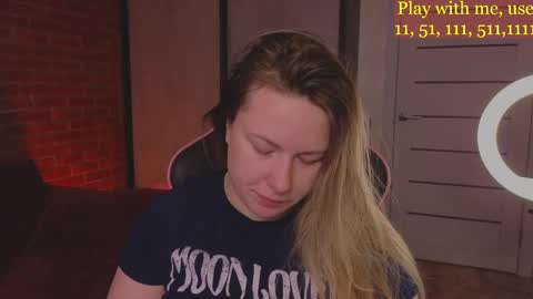 Everyday stream in the same time online show from March 2025 01:39:01 AM