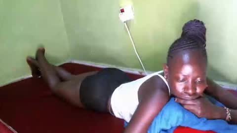 cute_doria online show from October 2025 03:29:02 PM