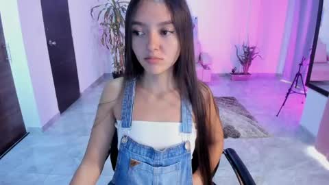 Bella Fox online show from May 2026 02:25:01 PM