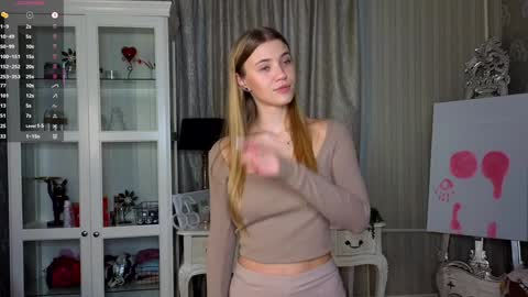 Snapshot of cute_fox_girl chatting on December 2025 07:37:01 AM Anne online show from December 2025 07:37:01 AM