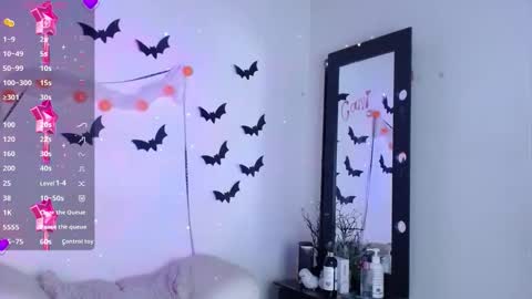 Cute horny1 online show from November 2025 02:43:02 AM