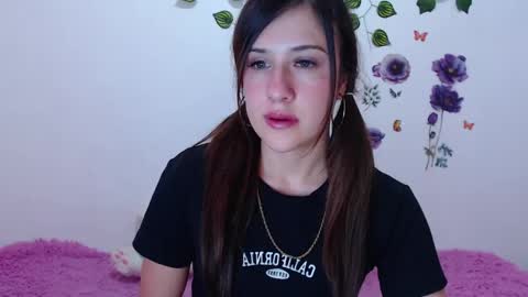 Isabella online show from April 2026 11:17:01 PM