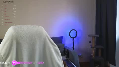 Snapshot of cute_junk chatting on November 2025 06:55:01 AM Kite and Jack online show from November 2025 06:55:01 AM