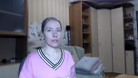 Snapshot of cute_lion_ chatting on May 2026 06:42:02 PM cute_lion_ online show from May 2026 06:42:02 PM