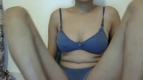 lizaa online show from April 2026 04:05:02 AM