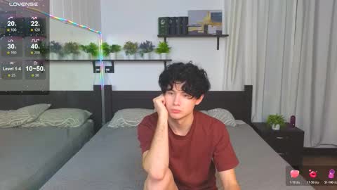 Snapshot of cute_mikex chatting on November 2025 07:04:02 PM Mike online show from November 2025 07:04:02 PM