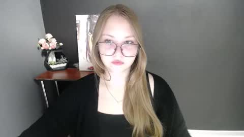 Veronica online show from October 2025 06:25:02 AM