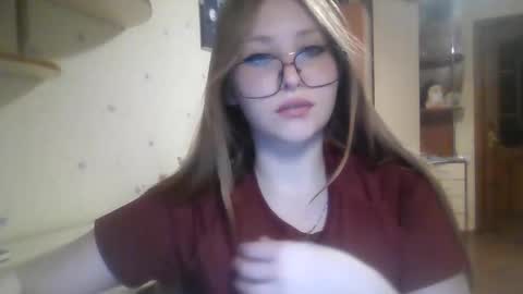 Veronica online show from May 2026 07:44:02 PM