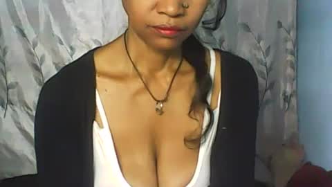 Snapshot of cute_moll chatting on February 2025 03:19:01 AM murielle online show from February 2025 03:19:01 AM