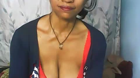 Snapshot of cute_moll chatting on February 2025 08:22:02 AM murielle online show from February 2025 08:22:02 AM