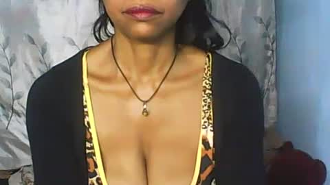 Snapshot of cute_moll chatting on March 2025 06:49:01 AM murielle online show from March 2025 06:49:01 AM