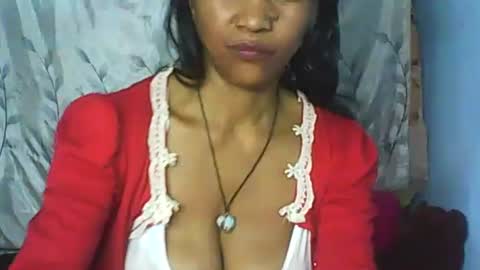 Snapshot of cute_moll chatting on October 2025 07:23:02 PM murielle online show from October 2025 07:23:02 PM
