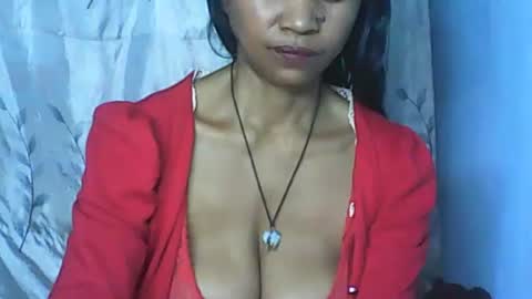 Snapshot of cute_moll chatting on October 2025 07:40:02 AM murielle online show from October 2025 07:40:02 AM