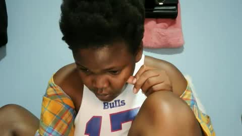 Snapshot of cute_roxie chatting on October 2025 02:37:01 PM cute_roxie online show from October 2025 02:37:01 PM