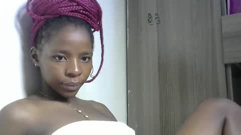 Snapshot of cute_sexy3 chatting on February 2025 04:03:02 AM SHARON online show from February 2025 04:03:02 AM