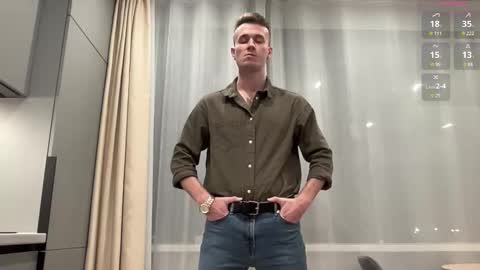 cute_skywalker online show from November 2025 03:05:02 AM