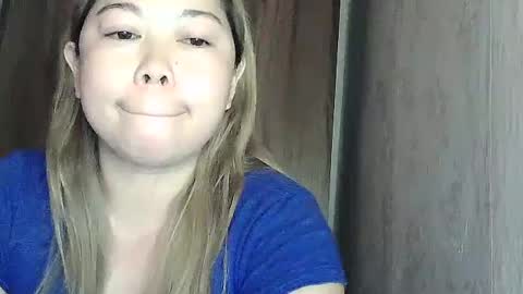 Snapshot of cute_slut09 chatting on June 2026 08:14:02 AM Mimi online show from June 2026 08:14:02 AM