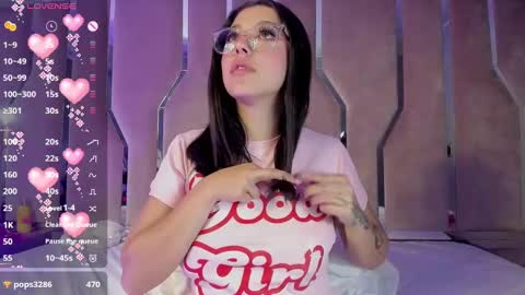 Snapshot of cute_stoone chatting on February 2025 08:50:02 AM SOLEI online show from February 2025 08:50:02 AM