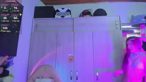 Snapshot of cute_sweetmontt chatting on September 2025 06:42:01 PM katalinda montt online show from September 2025 06:42:01 PM