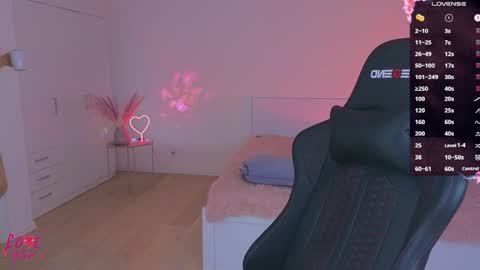 Ariel online show from March 2026 06:03:02 PM