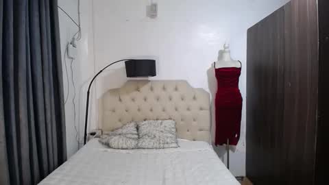 MIKAY  online show from March 2026 06:18:02 PM