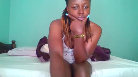 Cuteberry87 online show from February 2026 07:51:02 AM