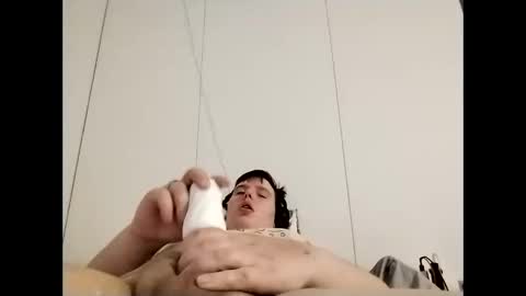 Snapshot of cutedude92 chatting on December 2025 05:01:01 AM CuteguyBWC92 online show from December 2025 05:01:01 AM