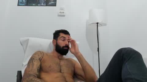 cuteeboy online show from October 2025 06:32:02 AM