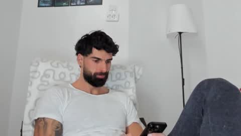 cuteeboy online show from March 2026 09:22:01 AM