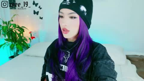 Zoe  online show from June 2026 03:49:01 AM