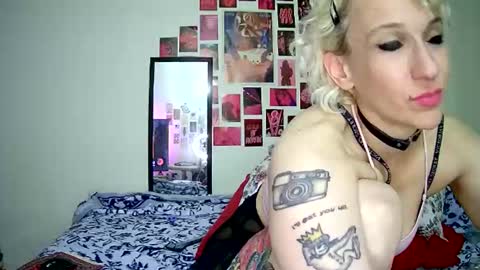 Bella online show from April 2026 04:46:01 AM