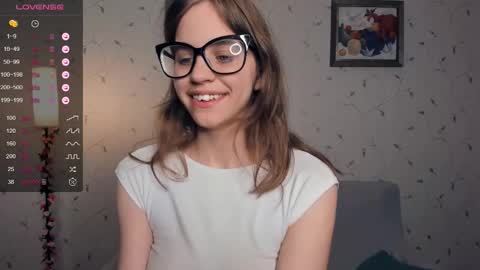 Melisa online show from October 2025 07:36:02 PM