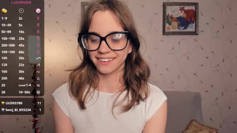 Melisa online show from November 2025 09:06:01 PM