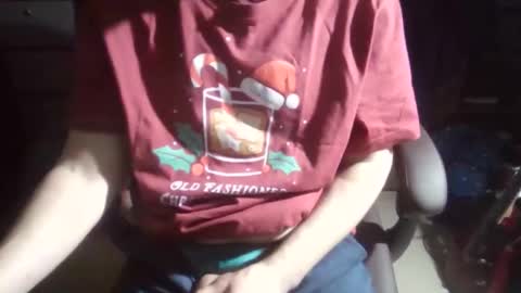 cuteguy4u87 online show from December 2025 12:38:02 AM