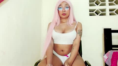 Mishel online show from February 2025 03:59:01 AM