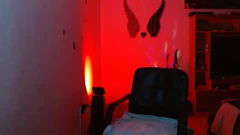 Luna online show from November 2025 04:34:02 AM