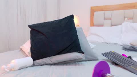 Snapshot of cutemelodyx chatting on May 2026 07:11:01 PM cutemelodyx online show from May 2026 07:11:01 PM