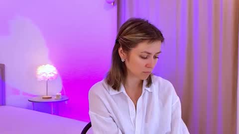 Snapshot of cutemirage chatting on February 2026 03:05:01 PM cutemirage online show from February 2026 03:05:01 PM