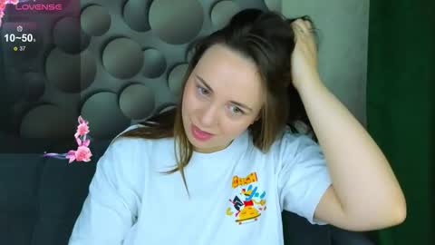 Snapshot of cutesmile_sharon chatting on October 2025 03:49:02 AM cutesmile sharon online show from October 2025 03:49:02 AM