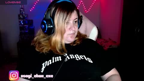 Snapshot of cuteusagi chatting on November 2025 06:09:02 PM Usagi online show from November 2025 06:09:02 PM