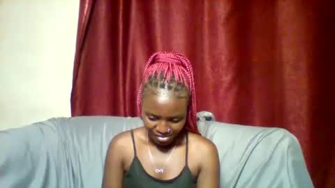 cutey_lunar online show from February 2025 06:33:01 PM