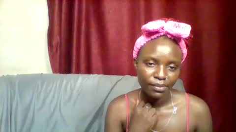 cutey_lunar online show from February 2025 08:33:02 PM