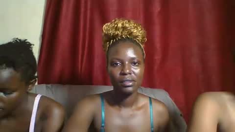 cutey_lunar online show from March 2025 03:16:02 PM