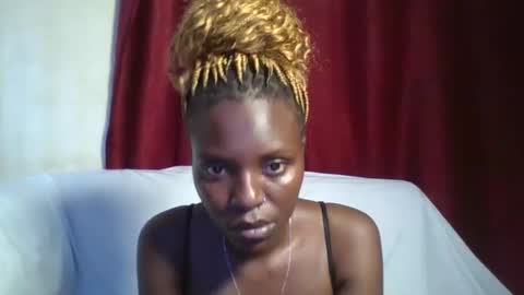 cutey_lunar online show from March 2025 09:13:01 AM