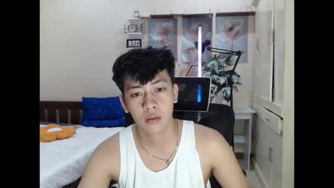 Neil Taylor online show from December 2025 06:02:01 PM