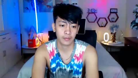 Snapshot of cutie_cumshow chatting on February 2026 10:50:01 PM Neil Taylor online show from February 2026 10:50:01 PM