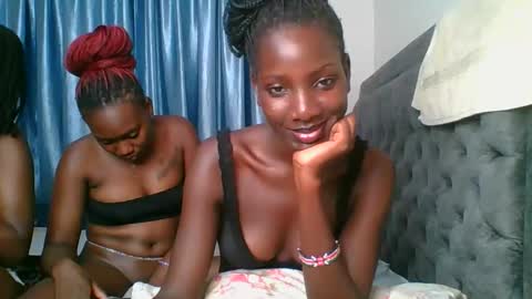 Snapshot of cutie_liqy chatting on December 2025 10:26:02 PM Liqy online show from December 2025 10:26:02 PM