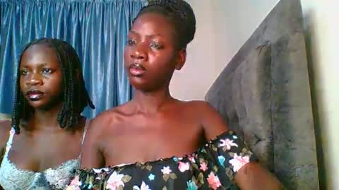 Snapshot of cutie_liqy chatting on December 2025 10:55:01 AM Liqy online show from December 2025 10:55:01 AM