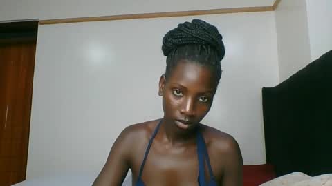 Snapshot of cutie_liqy chatting on December 2025 02:09:02 AM Liqy online show from December 2025 02:09:02 AM